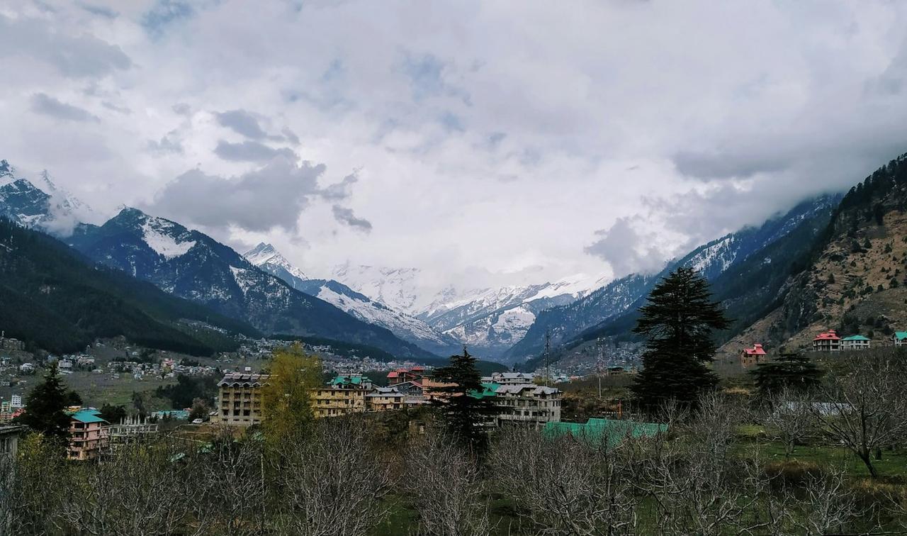 Manali Weekend Escape: Solang Valley, Atal Tunnel and Old Manali