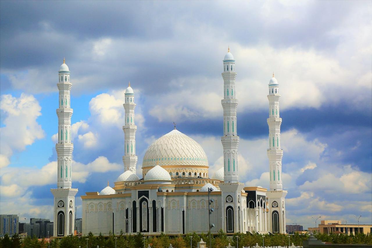 Almaty Mountains and Astana Skyline Group Trip, photo 1