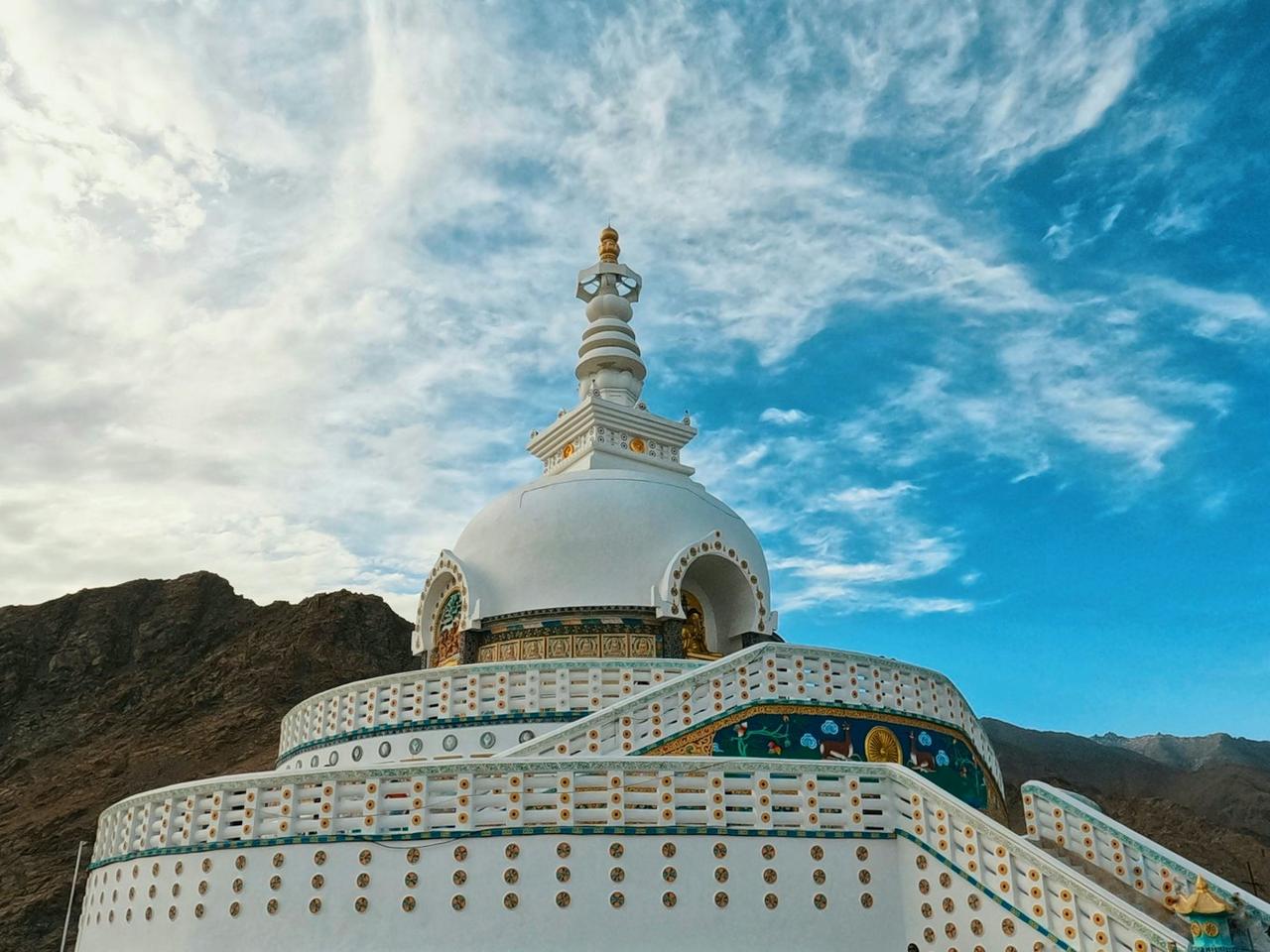 Ladakh Honeymoon: Leh, Hunder Dunes and a Night at Pangong Tso, photo 2