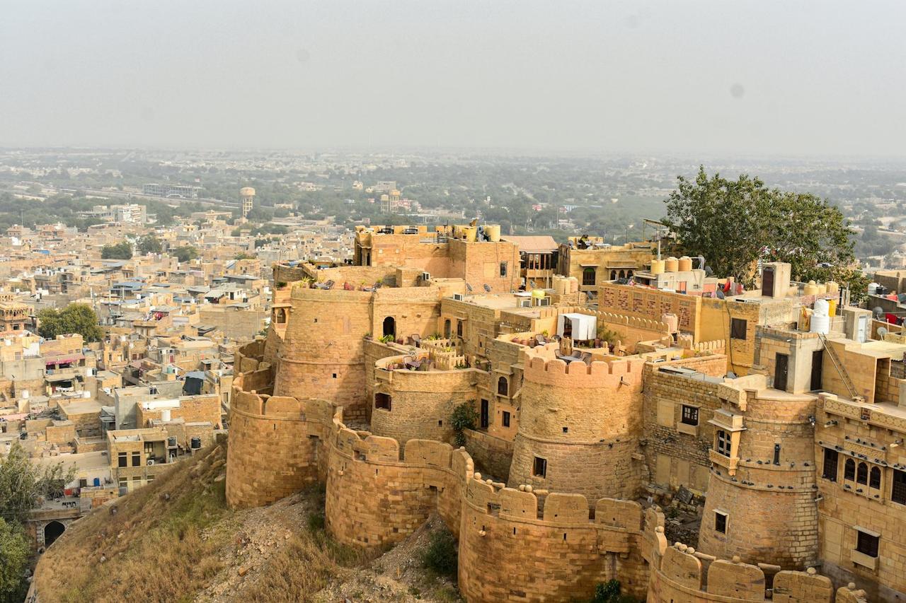 Forts and Dunes Circuit: Jaipur, Bikaner, Jaisalmer and Jodhpur