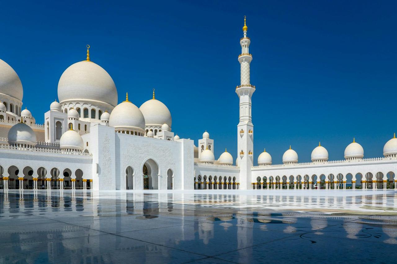 Exciting Dubai With Abu Dhabi