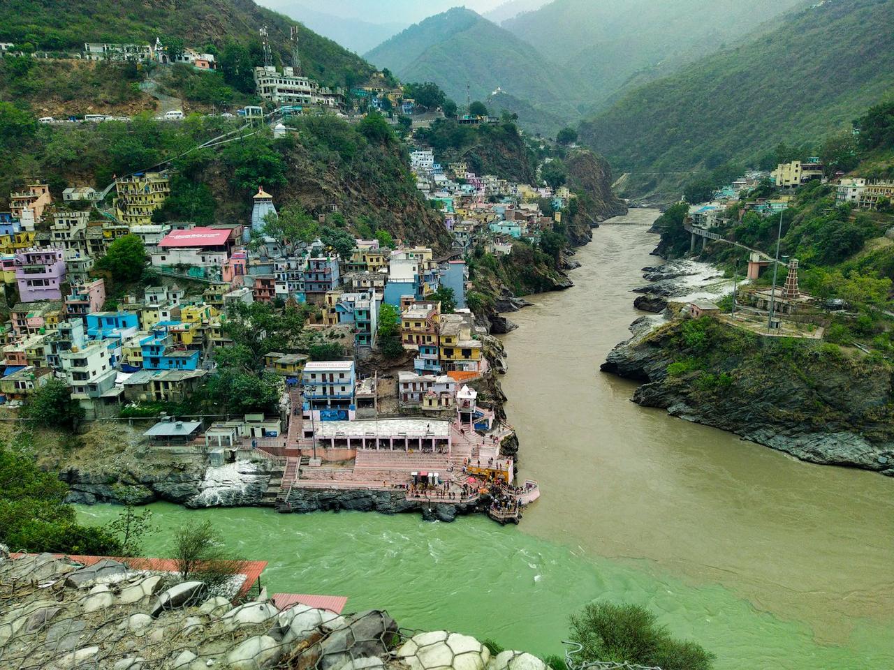Ganga Aarti, Rafting and Mussoorie Group Trip