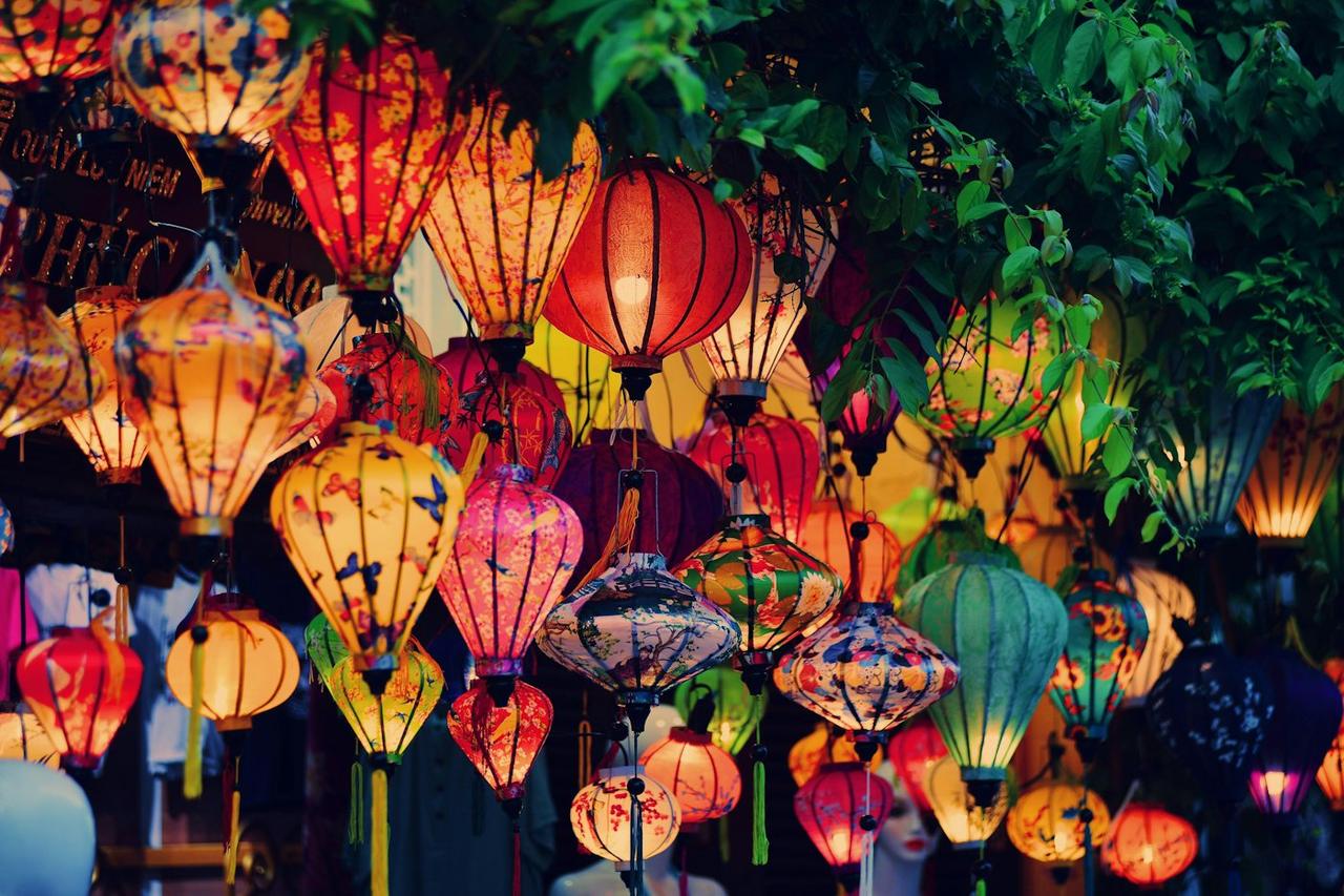 Vietnam Hanoi, Ha Long Bay and Hoi An Group Trip