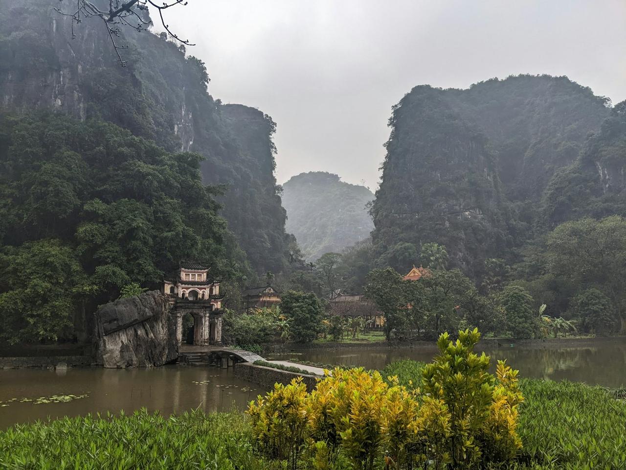 Vietnam Hanoi, Ha Long Bay and Hoi An Group Trip, photo 4